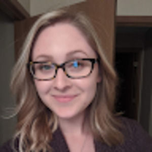 Meet your Posher, Courtney